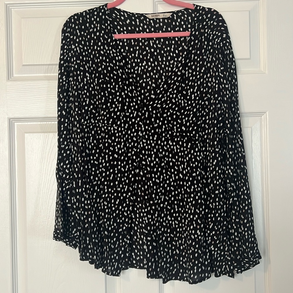Old Navy button down with front pockets